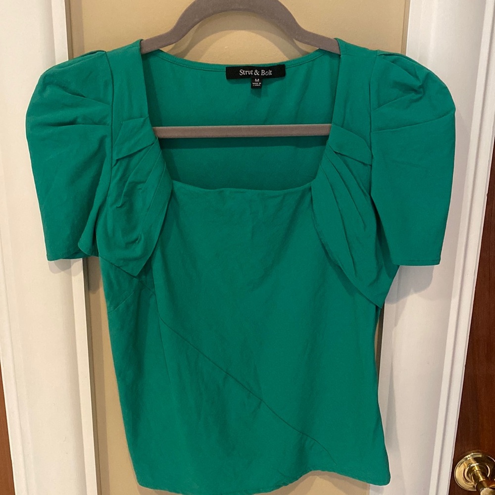 Green top